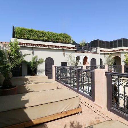 Ambre Epices Medina Riad Marrakesh Exterior photo Roof terrace of the Riad