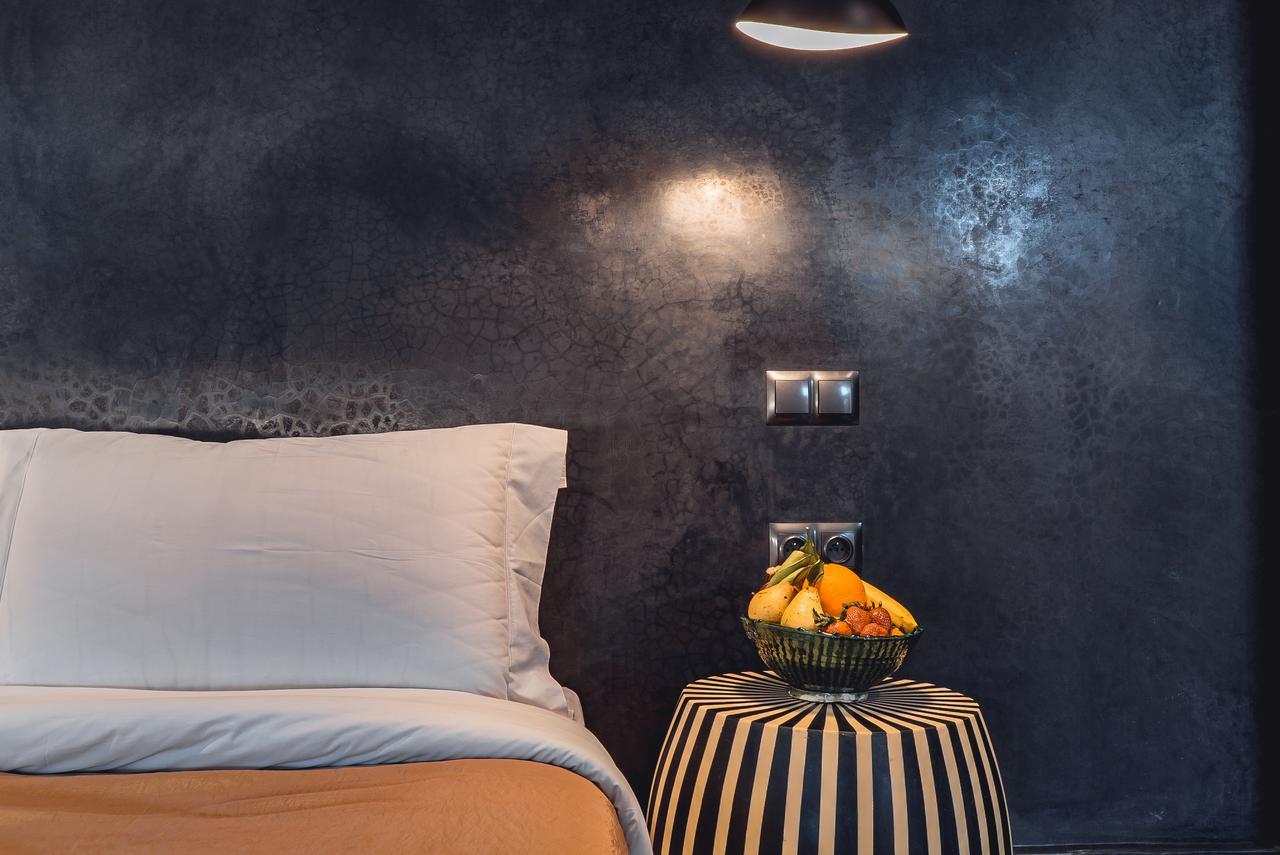 Ambre Epices Medina Riad Marrakesh Exterior photo A room at the hotel